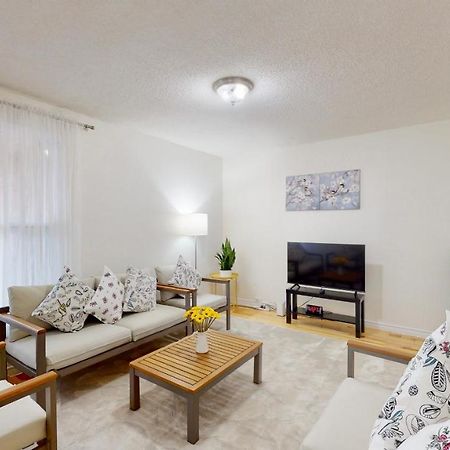 Modern Bright Cozy 3Bed 3Bath Vacation House In Ajax, Greater Toronto Area Gta, On, Canada Bagian luar foto
