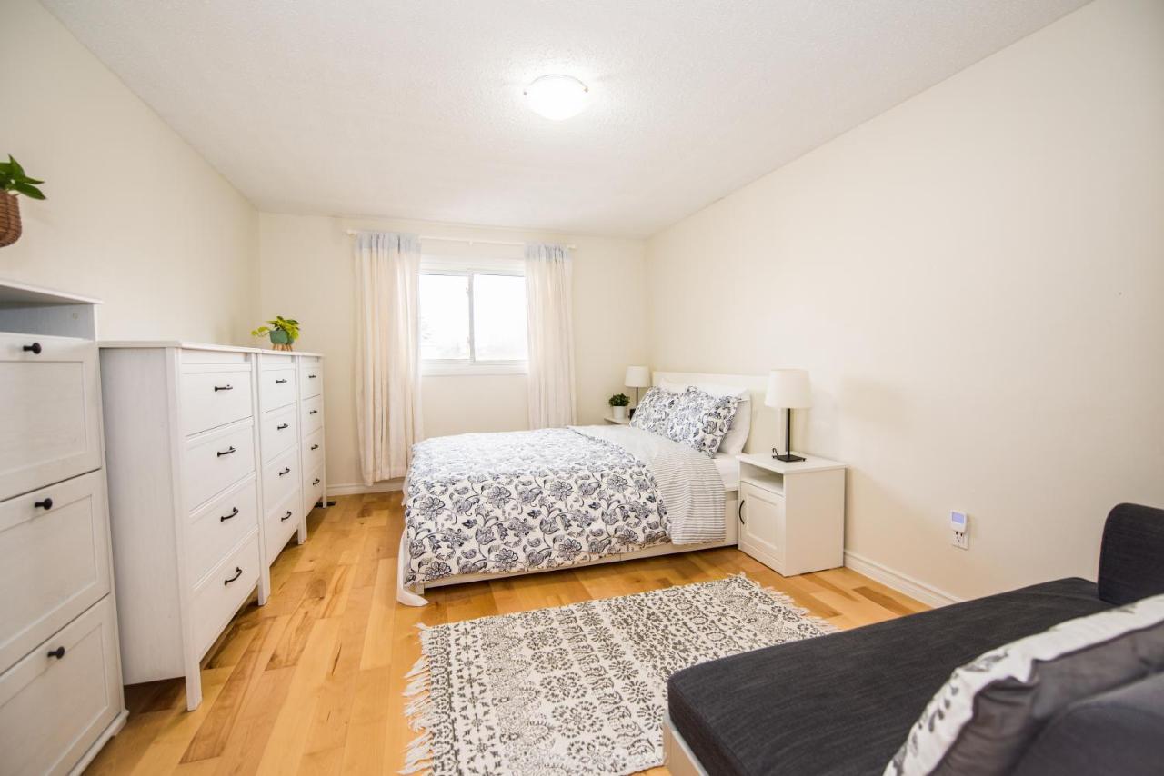 Modern Bright Cozy 3Bed 3Bath Vacation House In Ajax, Greater Toronto Area Gta, On, Canada Bagian luar foto